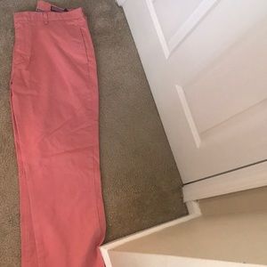 Men’s pink vineyard vines pants